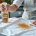 découvrez des astuces pratiques et efficaces pour enlever les taches de café sur vos vêtements. suivez nos conseils simples pour redonner vie à vos tissus et éviter les dégâts indésirables.